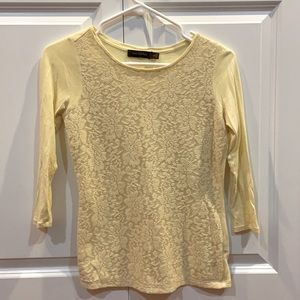 The Limited Lace 3/4 Sleeve Pale Yellow Top XS